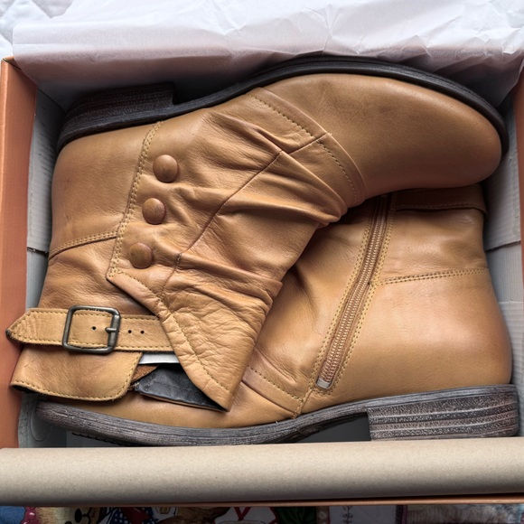 Miz Mooz Amber Ankle Boots with Buckle and Button Details - Picture 5 of 14